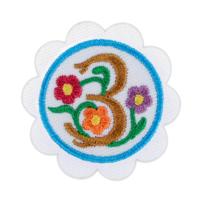 Design With Nature Daisy Badge
